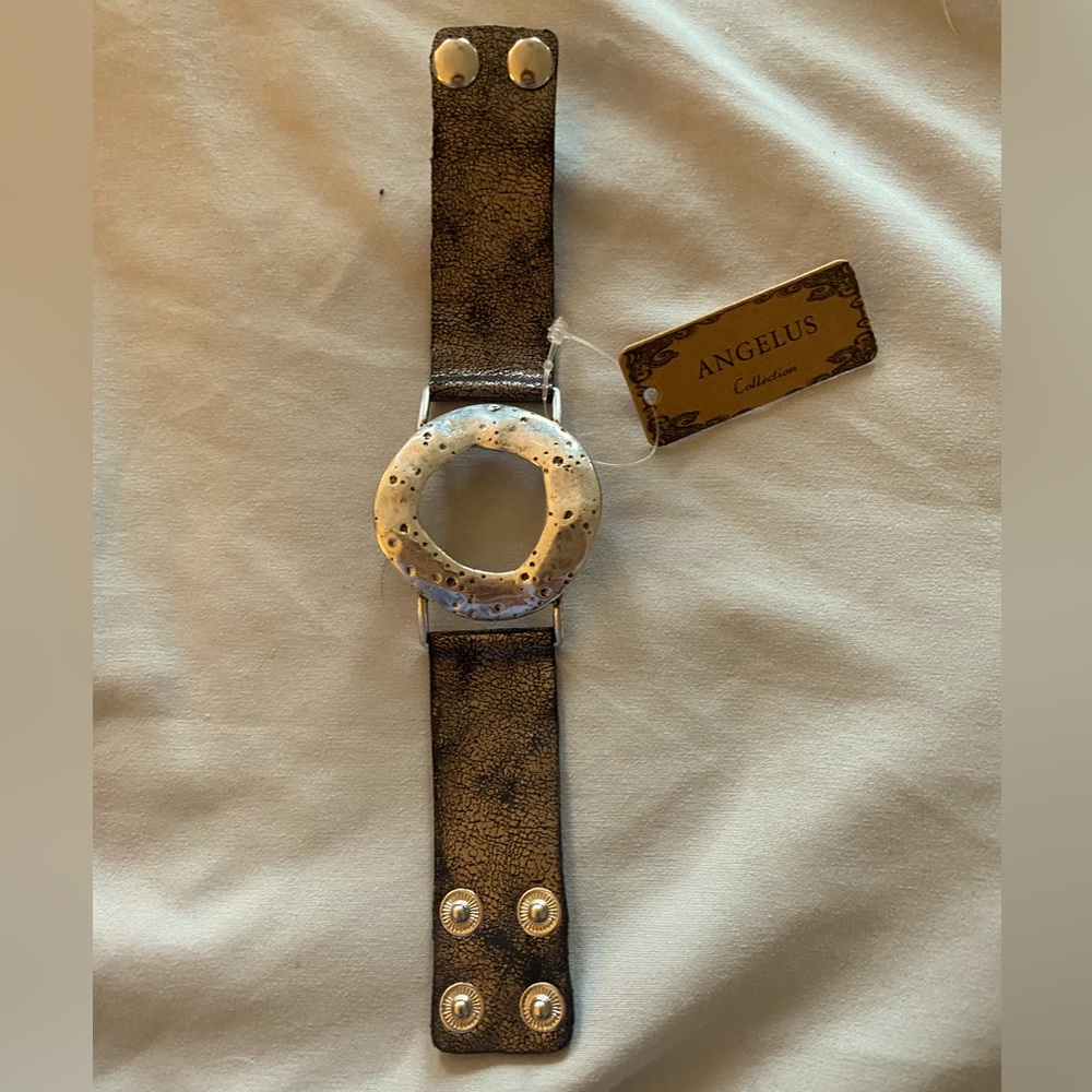 Bracelet